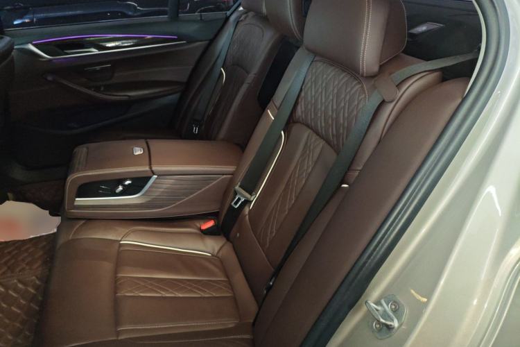 Used BMW 5 Series 2018 Facelifted 530Li xDrive Luxury Package