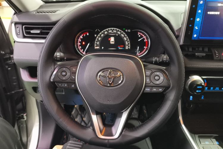 Used Toyota RAV4 2021 2.0L CVT Two-Wheel Drive Prestige Edition Steering Wheel