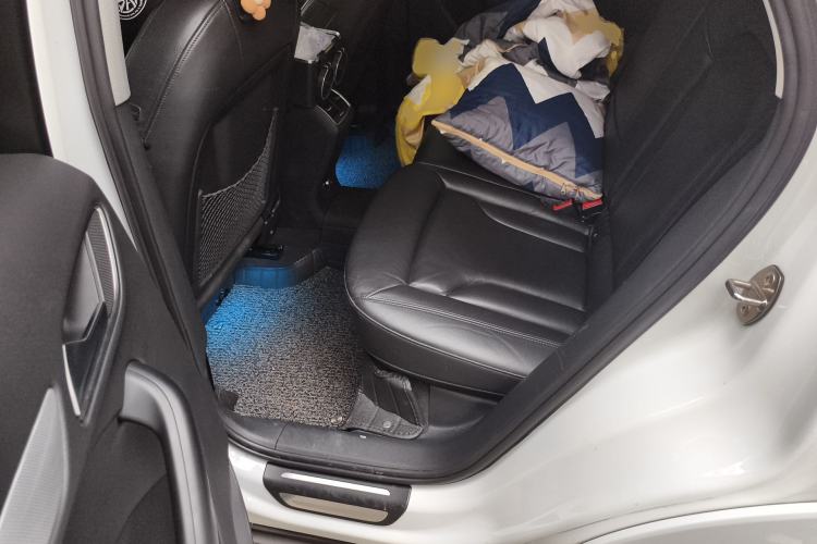 Used Audi Q3 2015 35 TFSI Comfort Model Left Rear Seat