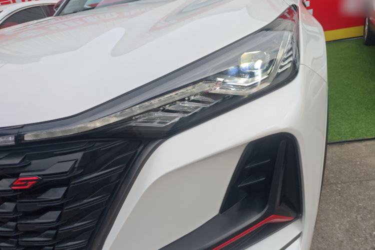 Used CHANGAN CS75 PLUS 2022 1.5T Automatic Luxury Model Left Front Headlight