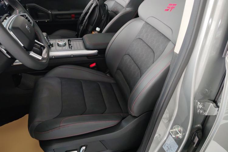 Used JETOUR Traveler 2023 2.0T All-Wheel-Drive CrossPRO Left Front Seat