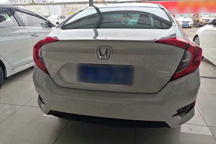 Used Honda Civic 2016 220TURBO CVT Luxury Edition
