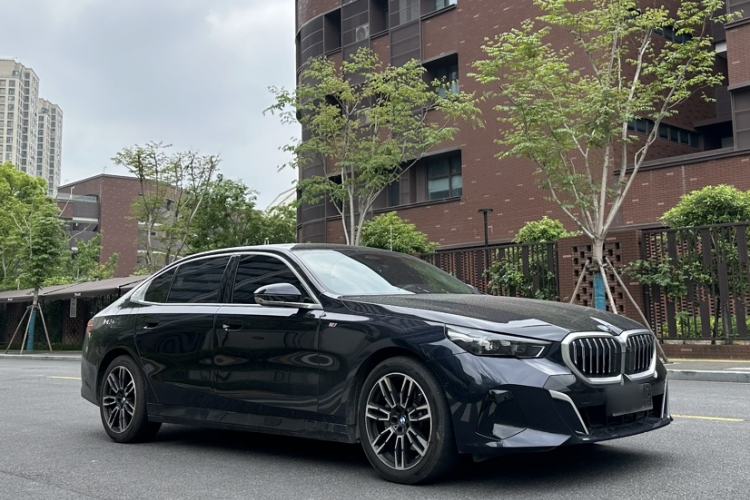 Used BMW 5 Series 2024 530Li Leading Model M Sport Package
