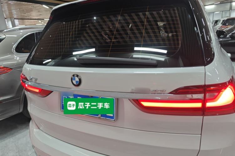 Used BMW X7 2019 xDrive40i Luxury Package with Leading Features
