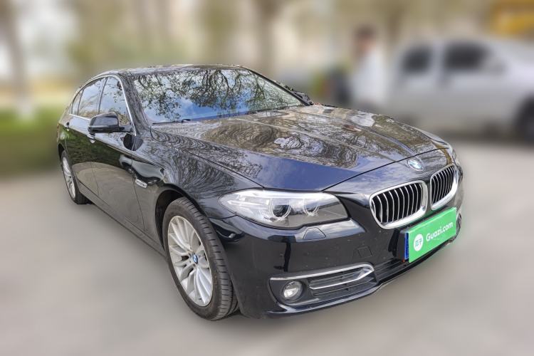 Used BMW 5 Series 2014 525Li Luxury Design Package Front Right 45 Deg