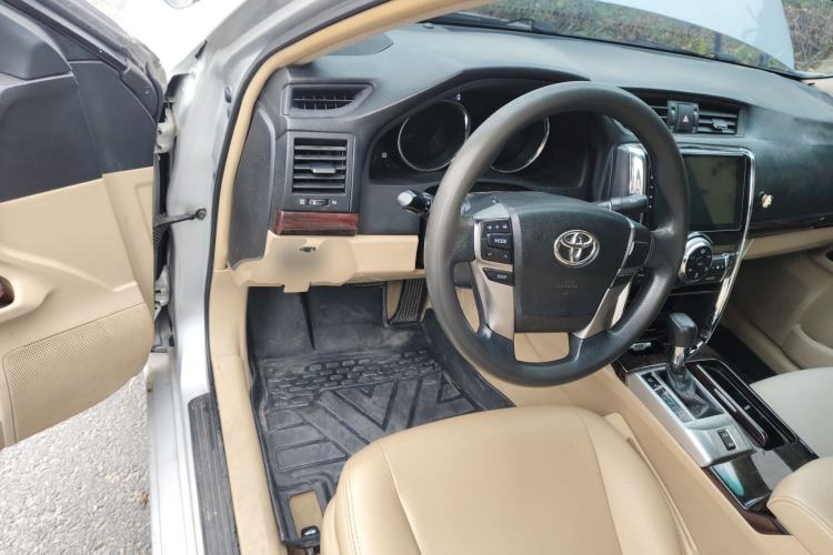 Used Toyota Reiz 2010 2.5S Fengdu Jinghua Edition Center Console