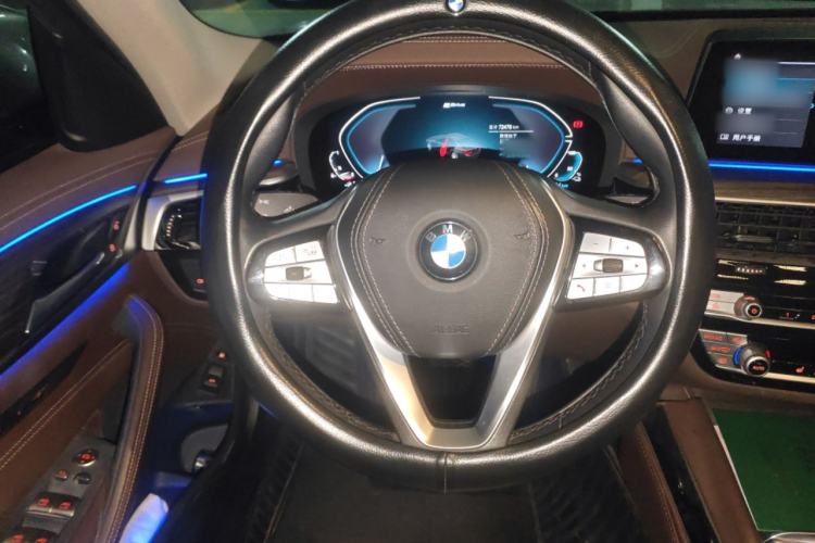 Used BMW 5 Series New Energy 2020 Mileage Upgrade Version 530Le Luxury Package
