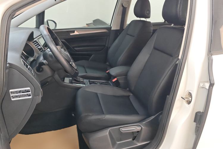 Used Volkswagen Golf Sportsvan 2016 1.6L Automatic Comfort Model Left Front Seat