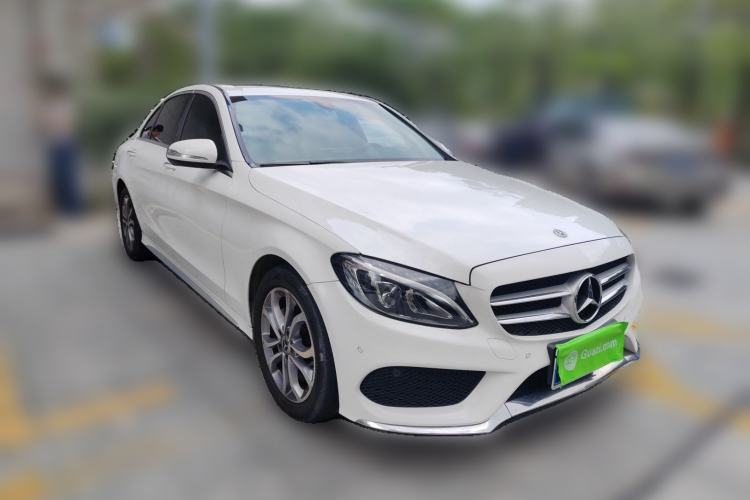 Used Mercedes-Benz C-Class 2018 C 180 L Fashion Edition Sport Version Front Right 45 Deg