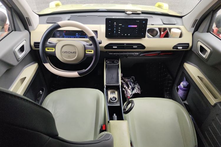 Used Geely Galaxy Panda 2024 200km Panda Rider Interior 2