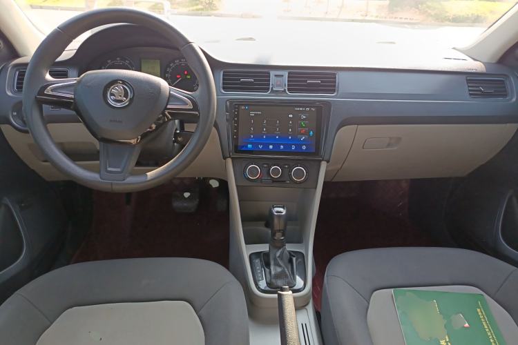 Used Skoda Rapid 2016 1.6L Automatic Front-Wheel Drive Model