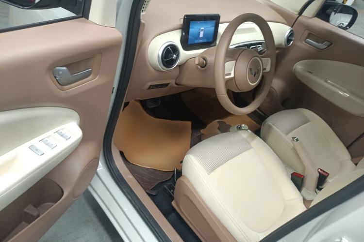 Used Wuling Hongguang MINIEV 2025 Four-Door Version Advanced Edition Driver Seat