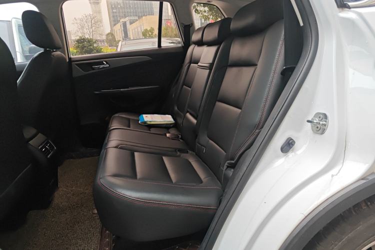 Used CHANGAN CS75 2017 Shangku Edition 1.5T Manual ZhiXiang Model
