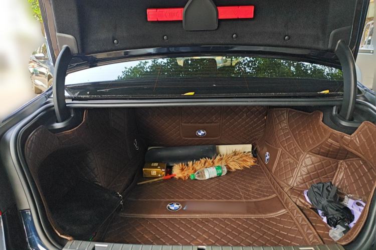 Used BMW 7 Series 2019 730Li M Sport Package Trunk