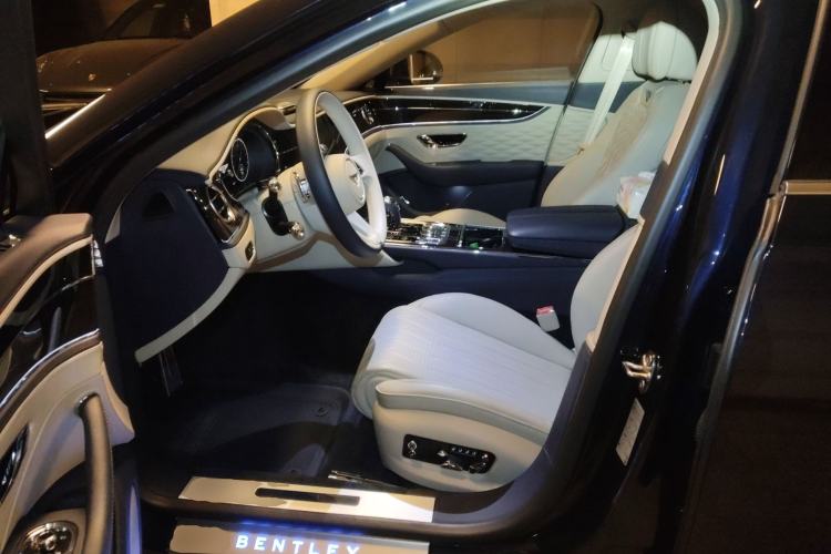 Used Bentley Flying Spur 2021 4.0T V8 Standard Edition
