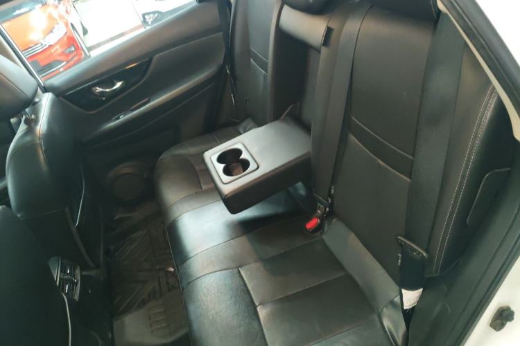 Used Nissan X-Trail 2019 2.0L CVT Comfort Edition 2WD
