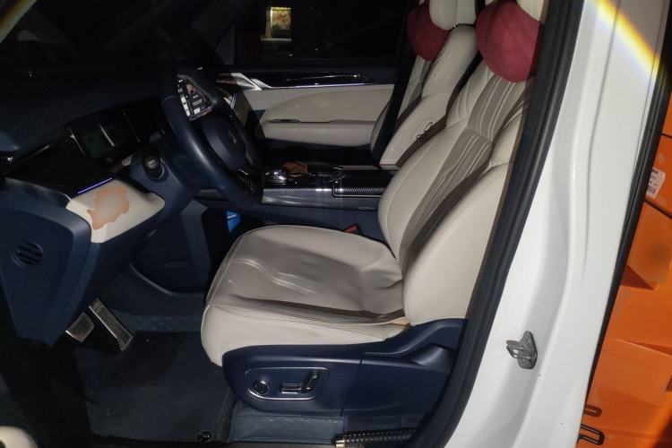 Used Zeekr 009 2022 WE Edition
