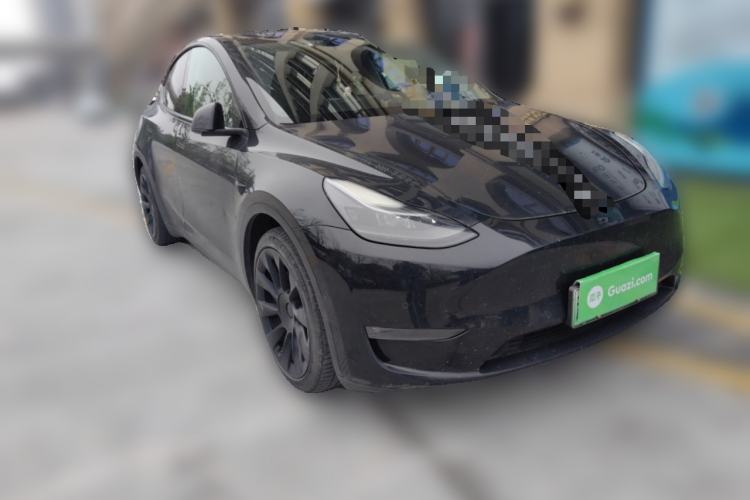 Used Tesla Model Y 2021 Standard Range Rear-Wheel Drive Version Front Right 45 Deg