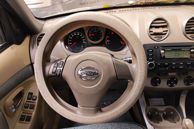 Used Jonway A380 2012 Revised Version 1.6L Manual Standard Edition Steering Wheel