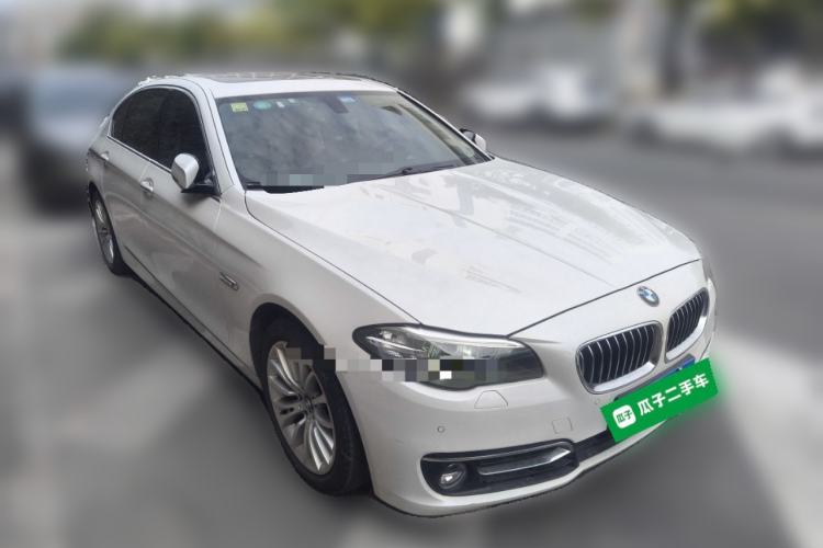 Used BMW 5 Series 2014 525Li Luxury Design Package Front Right 45 Deg