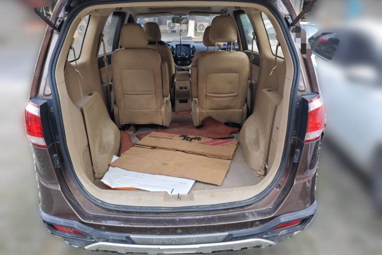 Used Baojun 730 2014 1.5L Manual Luxury Navigation ESP Version 7 Seats