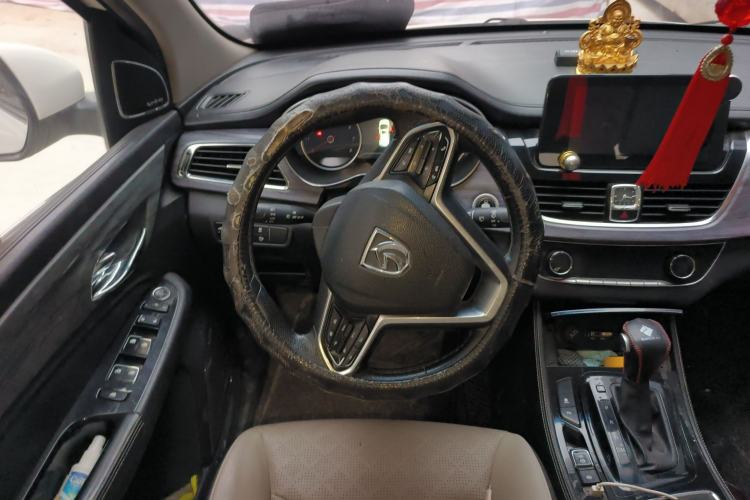 Used Baojun 730 2017 1.5T DCT Flagship Model 7 Seats China V Emission Standard