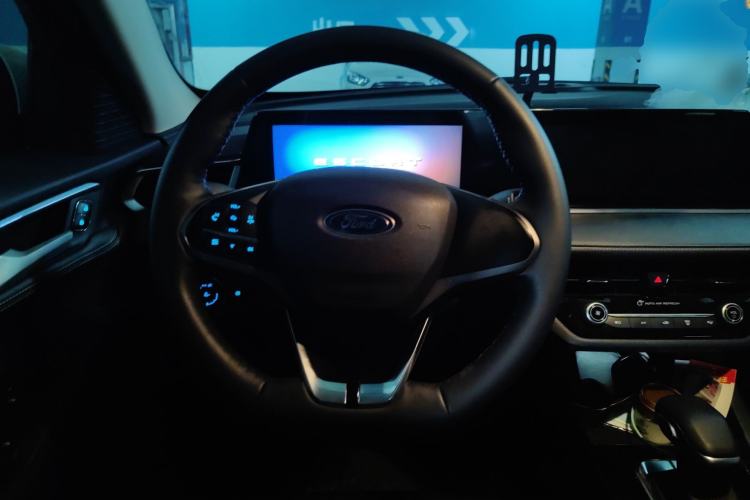 Used Ford Escort 2021 1.5L Automatic Diamond Edition
