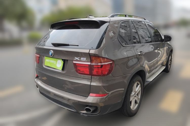 Used BMW X5 2013 xDrive35i Leading Model Rear Right 45 Deg