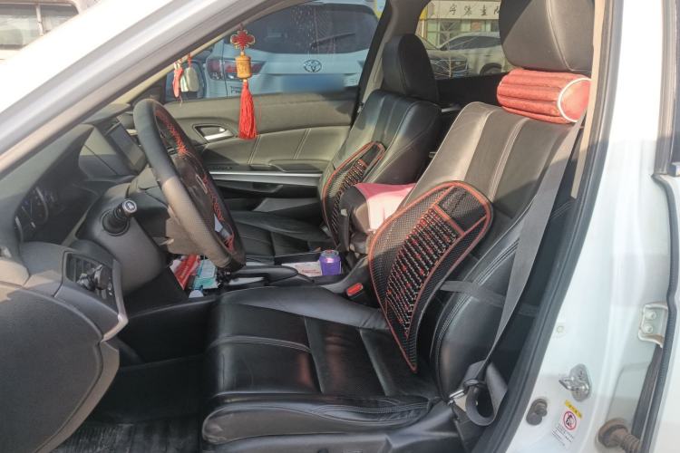 Used Honda Crosstour 2014 2.4L Luxury Edition Left Front Seat