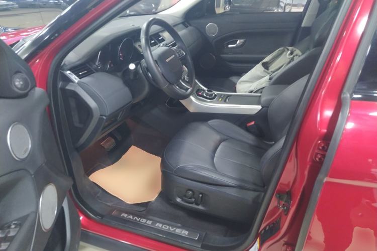Used Land Rover Range Rover Evoque 2018 240 PS SE Smart Brilliance Edition