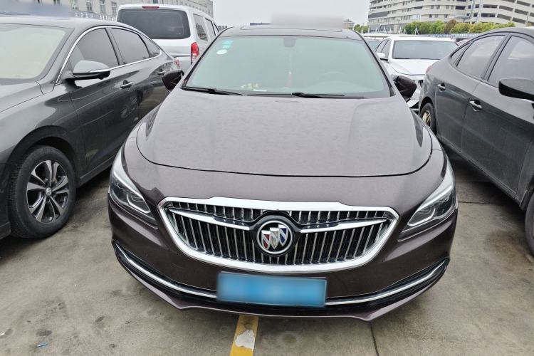 Used Buick LaCrosse 2018 28T Elite Edition Front
