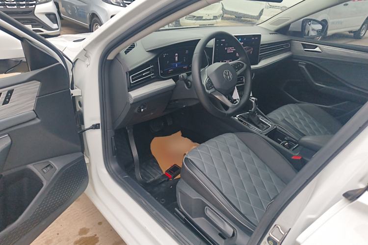 Used Volkswagen Sagitar 2023 280TSI DSG Beyond Lite Edition Driver Seat