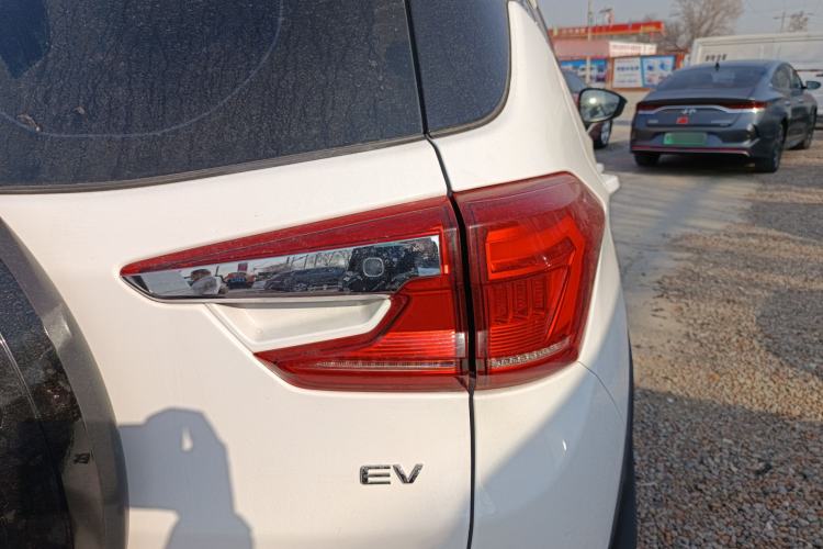 Used BYD Yuan New Energy 2019 EV535 Smart Connect Trendsetting Model