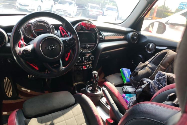 Used MINI MINI 2019 2.0T COOPER S Racing Edition Five-Door Version
