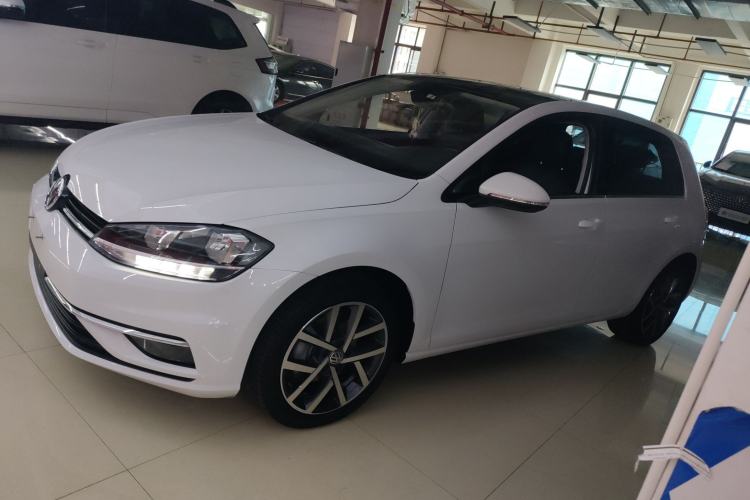 Used Volkswagen Golf 2018 230TSI Automatic Luxury Version