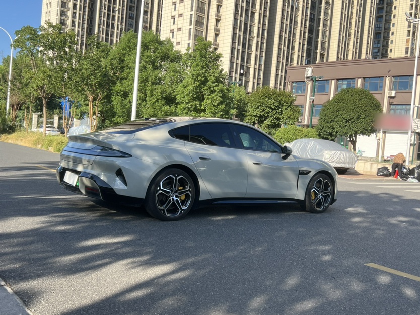 Xiaomi Auto SU7 2024 Rear-Drive Ultra-Long Range Advanced Pro-Level Intelligent Driving Version — снимка 13