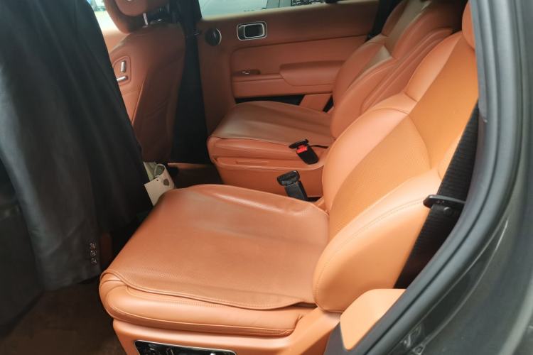 Used Li Auto L8 2023 Pro Model
