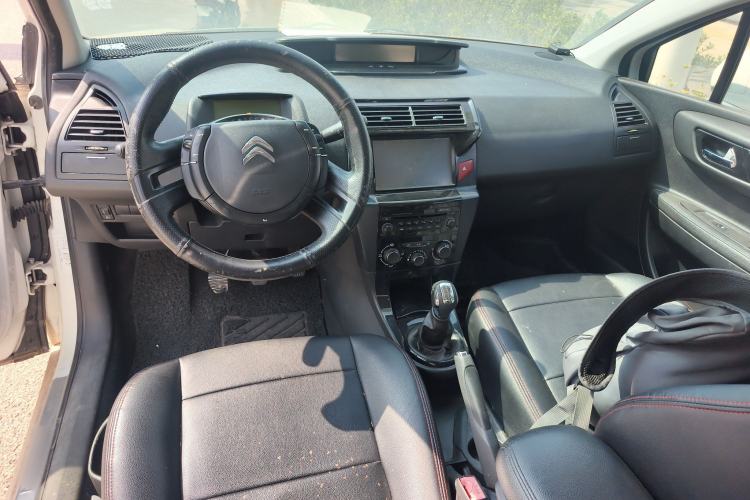 Used Citroen C-Quatre 2013 Sedan 1.6L Manual - Prestige Model Center Console