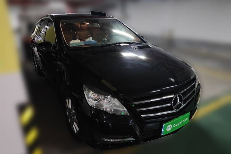 Used Mercedes-Benz R-Class 2017 R 320 4MATIC Business Edition Prestige Model
