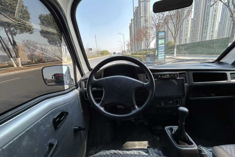 Used Wuling Zhiguang 2023 1.5L Practical Version 5/7 Seats
