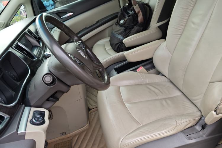 Used Buick GL8 2011 3.0L GT Luxury Business Haoya Edition Left Front Seat