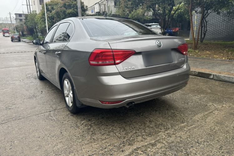 Used Volkswagen Lavida 2015 1.6L Automatic Fashion Edition