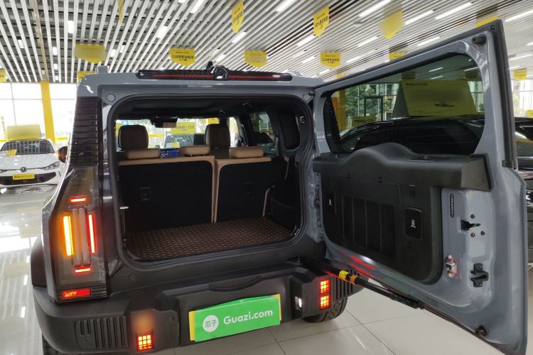 Used JETOUR Traveler 2023 2.0T All-Wheel Drive CrossPRO+