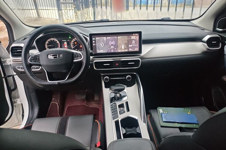 Used Geely Auto Coolray 2023 1.5T DCT Platinum Edition Center Console