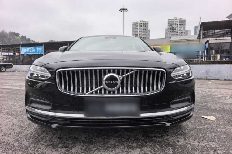 Used Volvo S90 2025 B5 Zhiyi Luxury Edition
