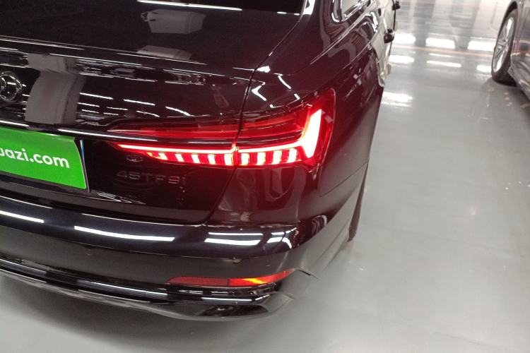 Used Audi A6L 2024 45 TFSI Prestige Dynamic Edition Right Rear Taillight