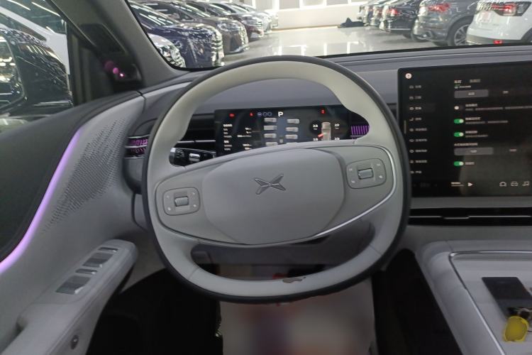 Used XPeng G6 2025 625 Long-Range Max Tech Edition Steering Wheel