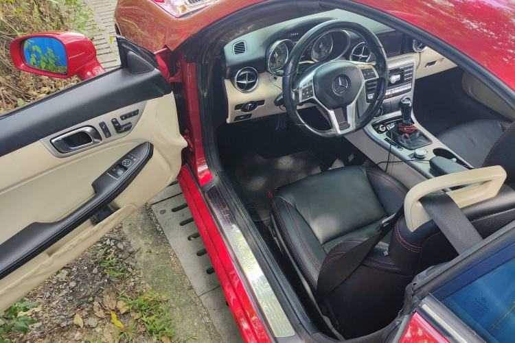 Used Mercedes-Benz SLK-Class 2011 SLK 200 Fashion Model Driver Seat