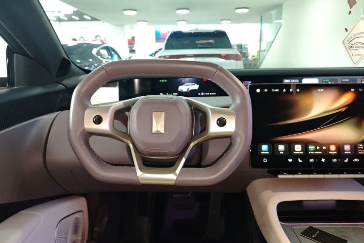 Used Avatr 12 2023 650 Three-Laser Four-Wheel Drive Performance Edition
