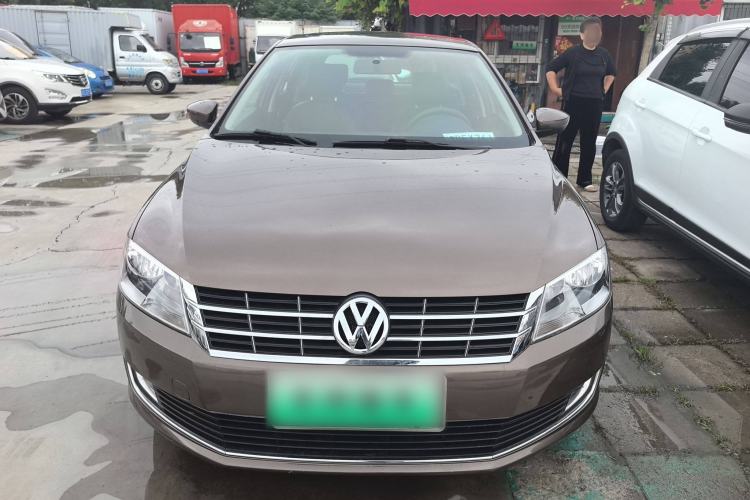 Used Volkswagen Gran Lavida 2013 1.6L Manual Comfort Model Exterior 1